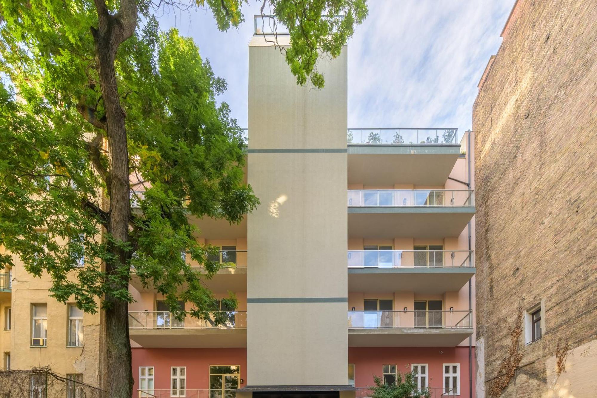 Best Seasons Andrassy Budapest Exterior foto
